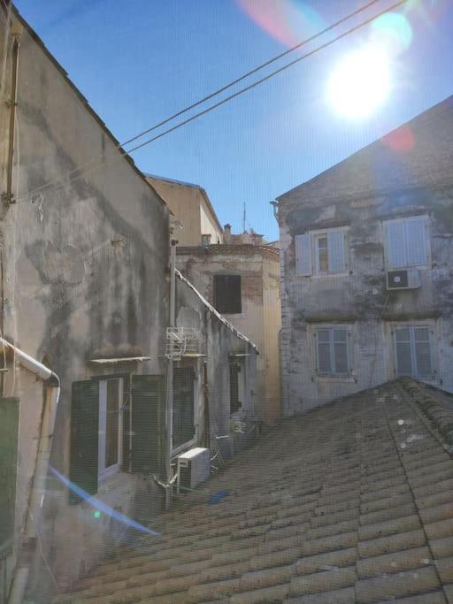 Mary'S Bright Apartment - Corfu Old Town 外观 照片